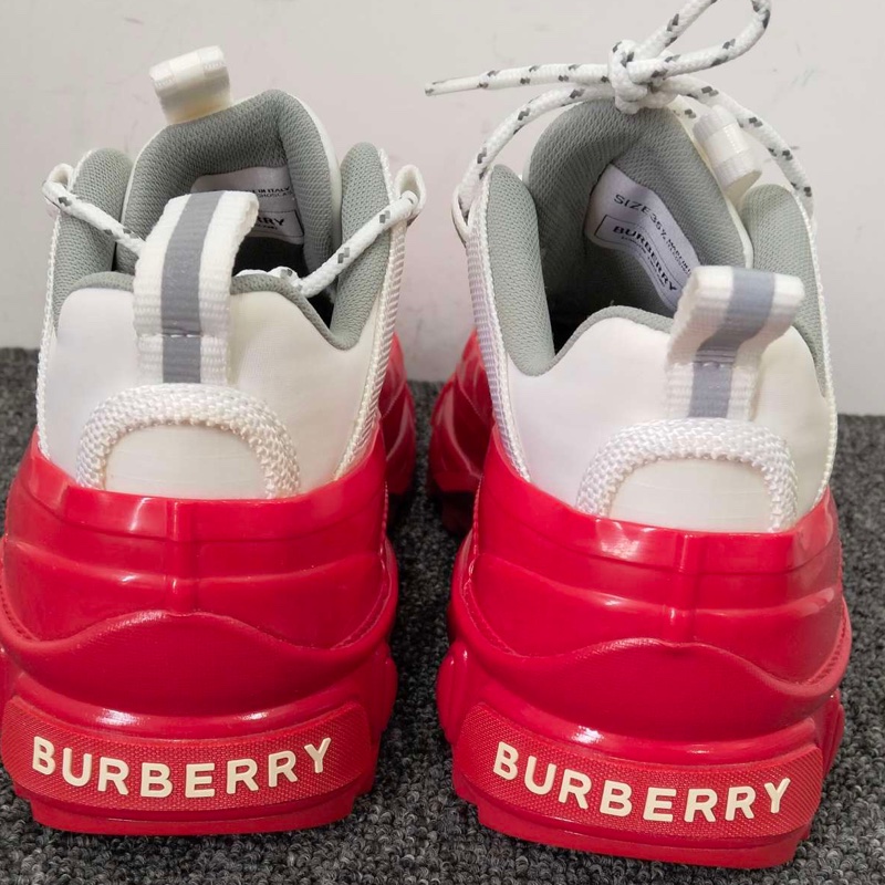 BURBERRY 運動鞋 35.5碼 無附件-4