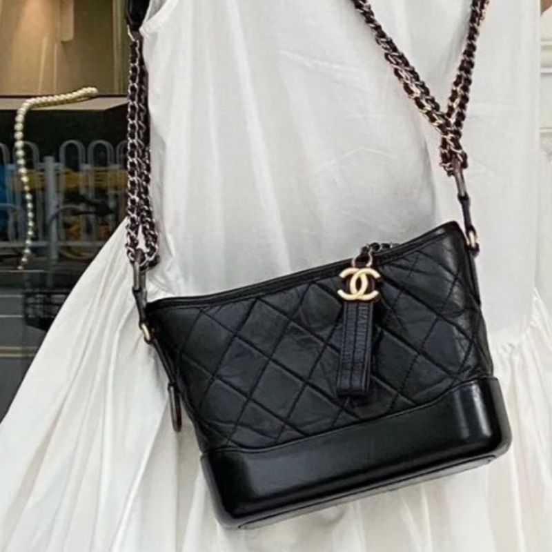 99新wsw）全網最低價 朵泡芙托特包手提單肩包 Chanel 香奈兒黑銀菱格紋雲-2