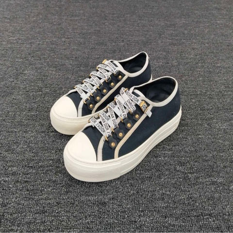 DIOR  迪奧 字母板鞋  36碼 無附件