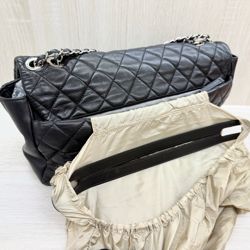 CHANEL🖤限定款黑色菱格紋雨衣兩用鏈包A48556-10