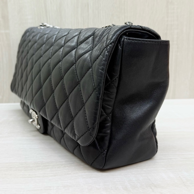 CHANEL🖤限定款黑色菱格紋雨衣兩用鏈包A48556-16