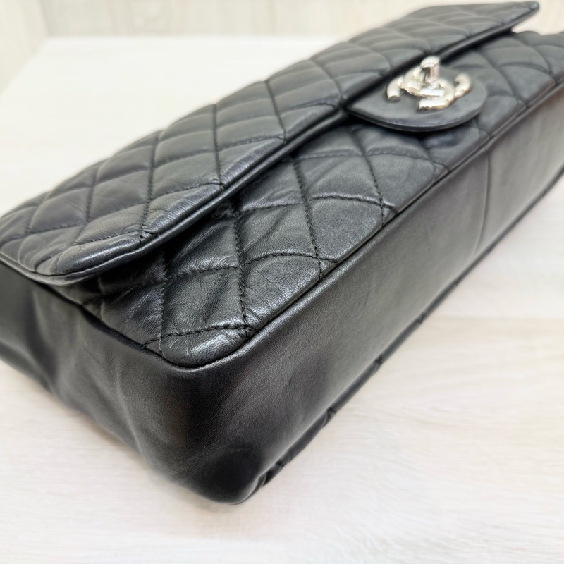 CHANEL🖤限定款黑色菱格紋雨衣兩用鏈包A48556-19