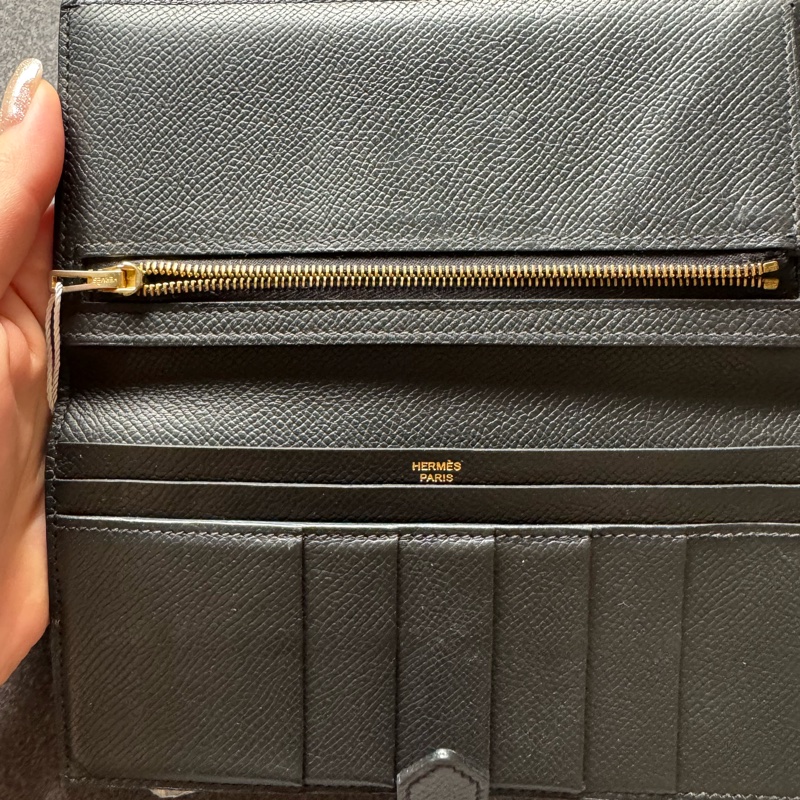 自用划算！Hermès Bearn H 長夾｜黑色金扣｜經典 H 釦長夾-1