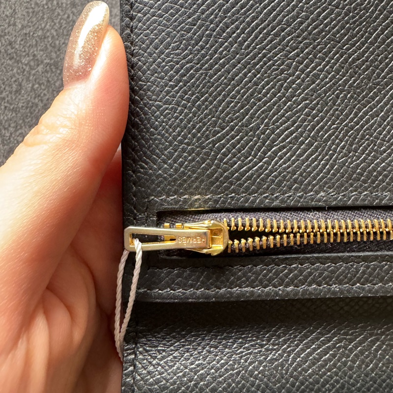 自用划算！Hermès Bearn H 長夾｜黑色金扣｜經典 H 釦長夾-2