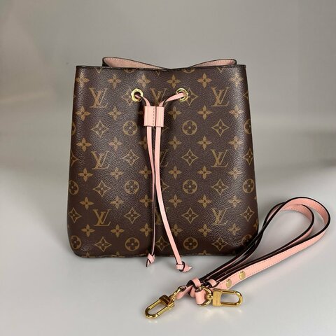 LV M44022  經典Neonoe系列老花粉水桶包MM