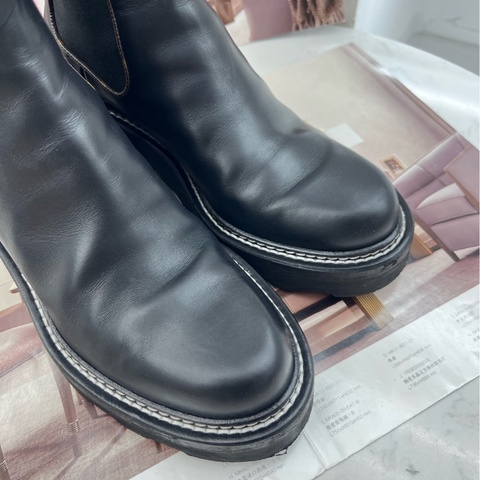 97新 Louis Vuitton路易威登 切爾西 黑色 短靴 37碼