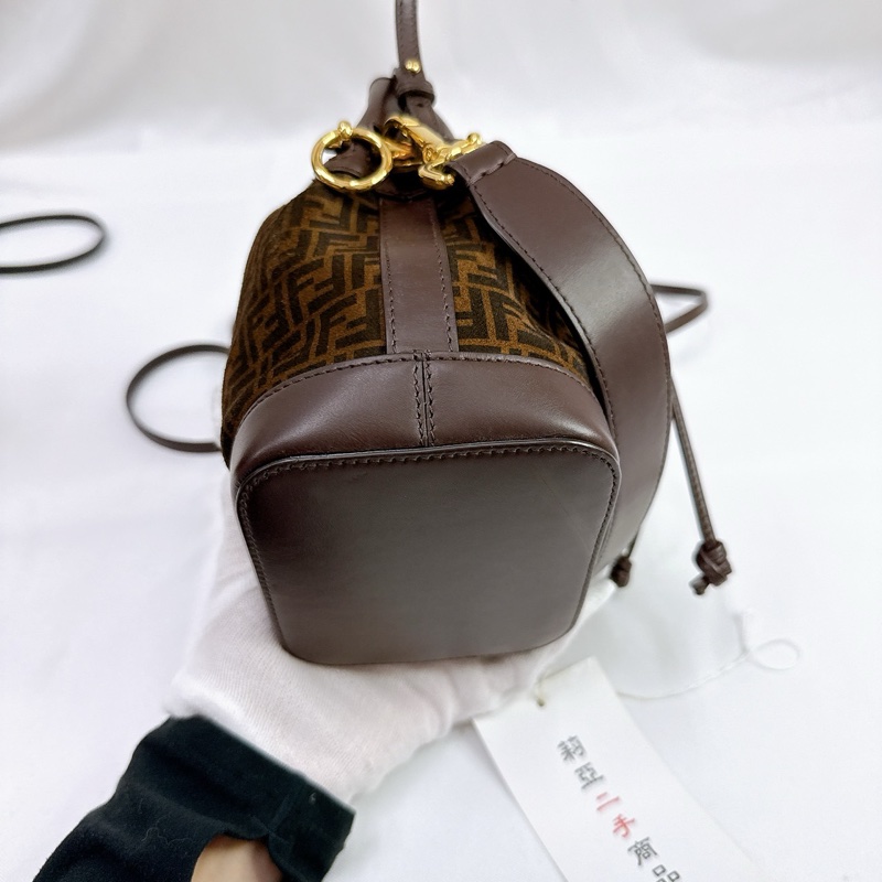 莉亞精品♡ FENDI mini 水桶包 二手-5
