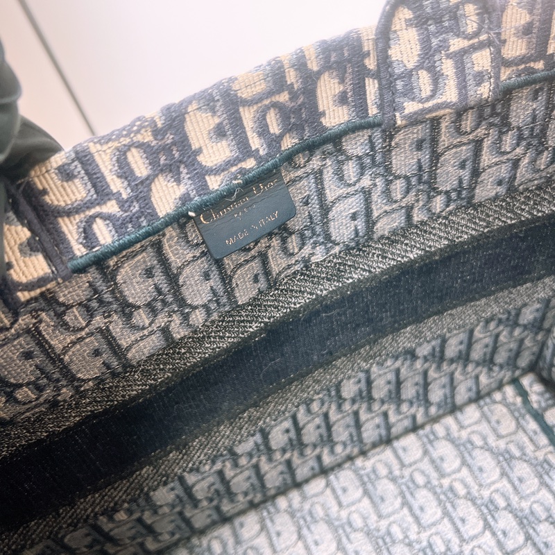 Dior book 藍色老花中號托特-11