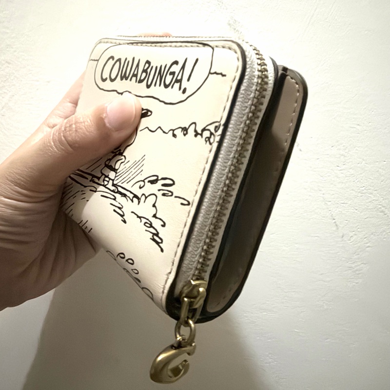 Coach x peanuts史努比聯名中短夾-3