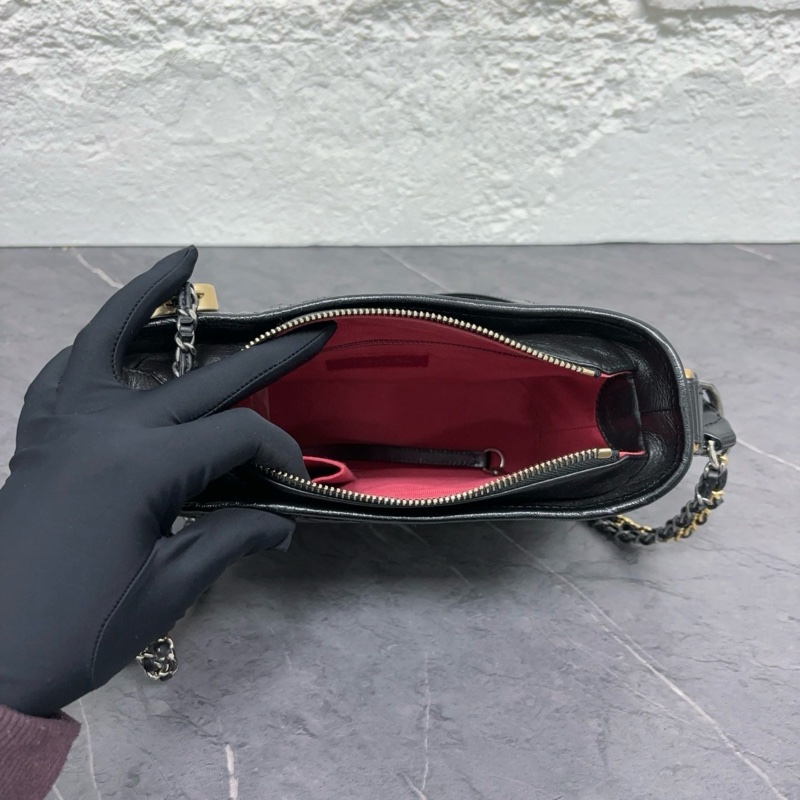 🌷有購證保卡款!Chanel 香奈兒 Gabrielle 流浪包 黑金牛皮 小號-4