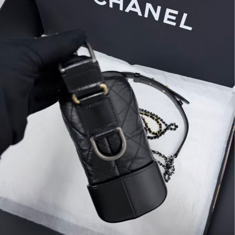 🌷有購證保卡款！Chanel 香奈兒 Gabrielle 流浪包 黑金牛皮 小號-4