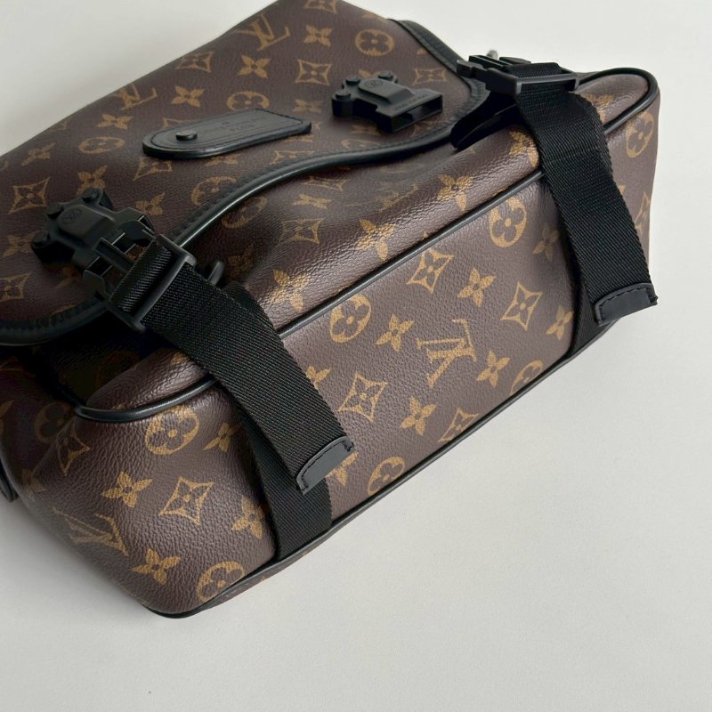 99新🆕 全配有購證🙌🏻 Louis Vuitton LV 路易威登 Trail 郵差包-7