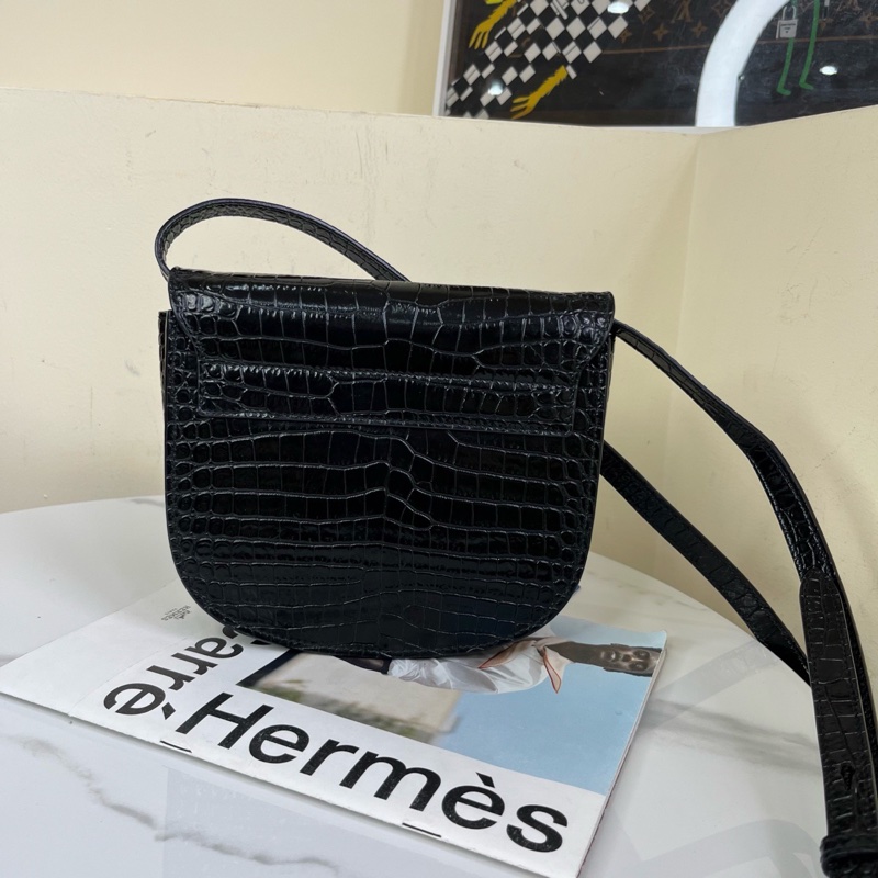 ysl聖羅蘭 黑金鰐壓馬鞍包 尺寸18*16、無附件-3