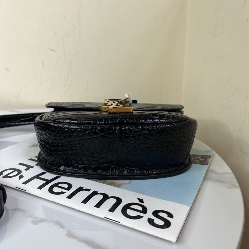 ysl聖羅蘭 黑金鰐壓馬鞍包 尺寸18*16、無附件-4