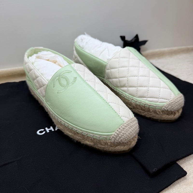 閒置新未使用Chanel 香奈兒 馬卡龍拼白色漁夫鞋  35碼-1