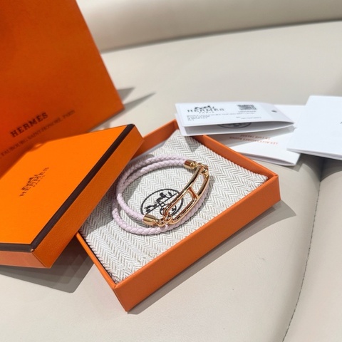 全新未使用 Hermes 愛馬仕 Roulis 豬鼻子手環 夢幻紫
