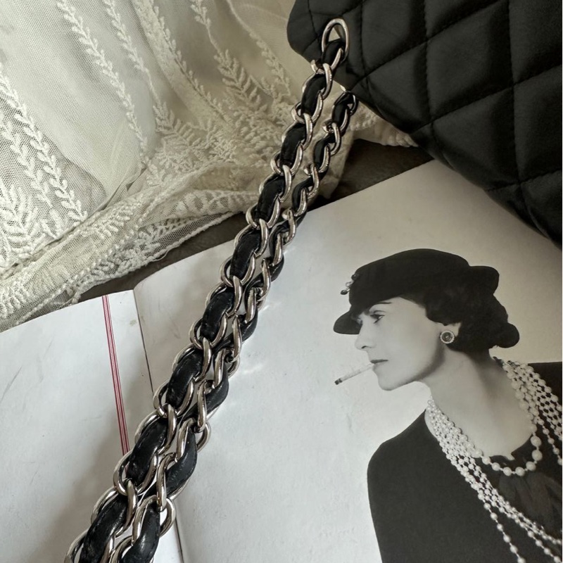 香奈兒 黑色 羊皮鍊條包 Chanel CC Maxi Jumbo Single Flap Chain Bag-17