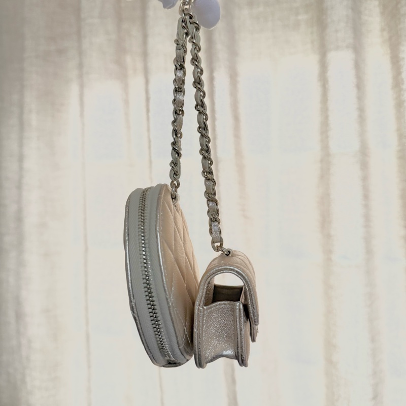 香奈兒吊飾掛包-1