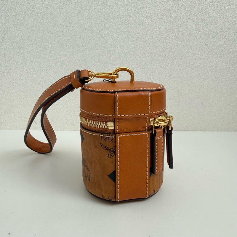 MCM 乾邑色 經典老花 迷你桶包斜挎包-3