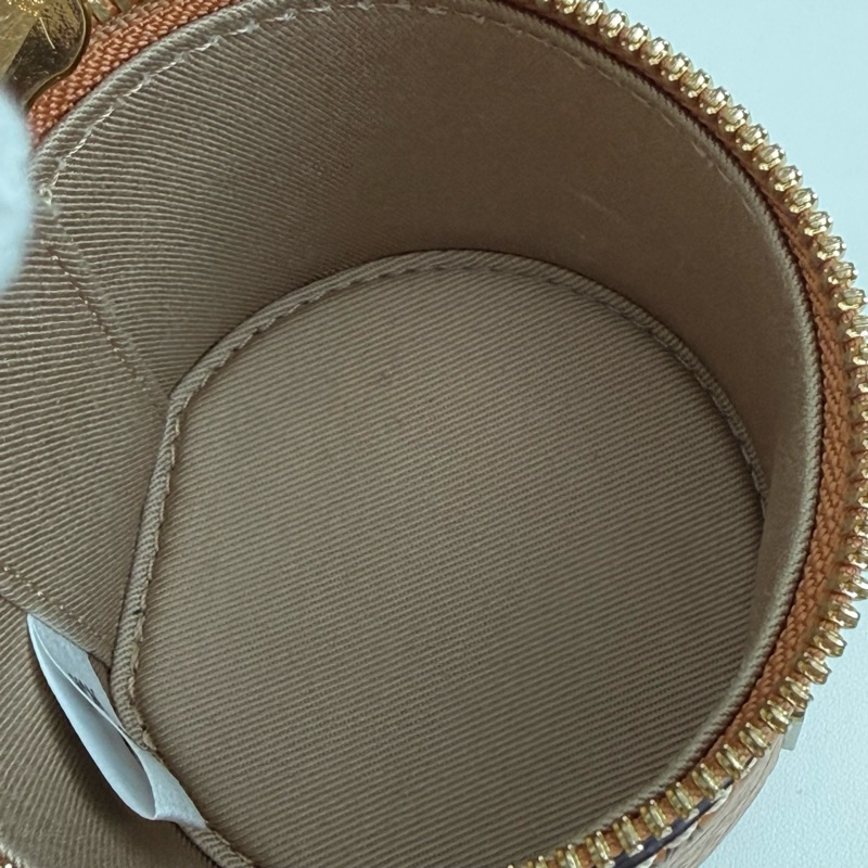 MCM 乾邑色 經典老花 迷你桶包斜挎包-8