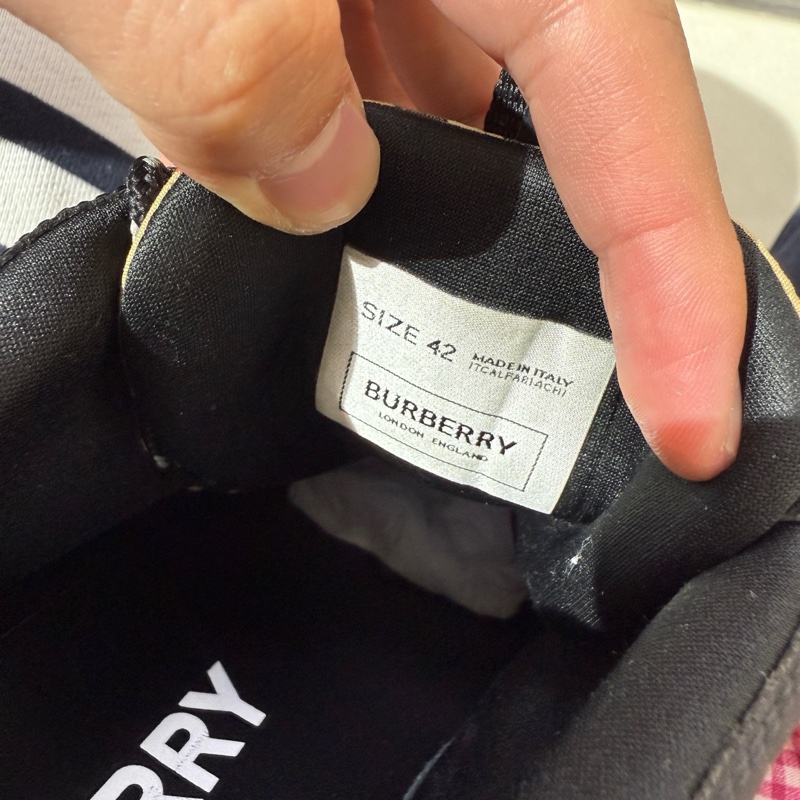 99新 Burberry博柏利 Arthur 減震 低幫 42碼男款 黑色-6