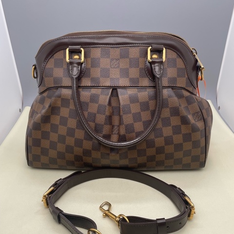 路易威登 Louis Vuitton 棋盤格 Trevi 葫蘆包皮革 尺寸: 34×25×15