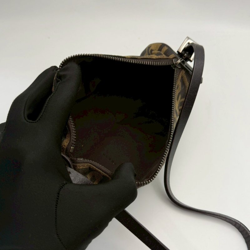 🏷Fendi圓筒包-6