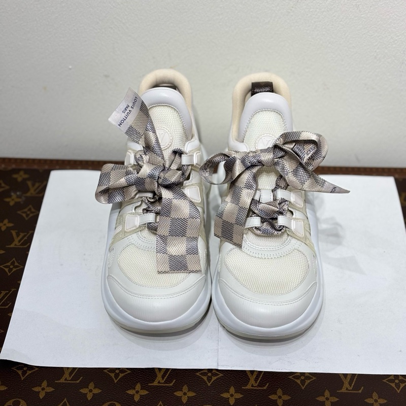 Lv 路易威登 白色老爹鞋 尺碼:37.5碼 無附件 輕微使用-1