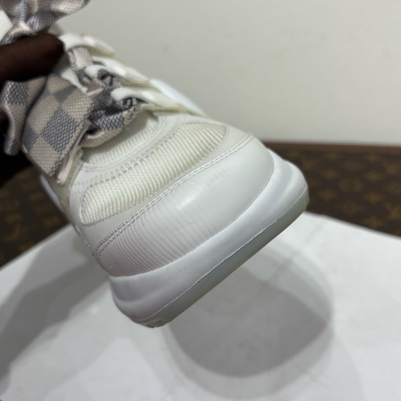 Lv 路易威登 白色老爹鞋 尺碼:37.5碼 無附件 輕微使用-5