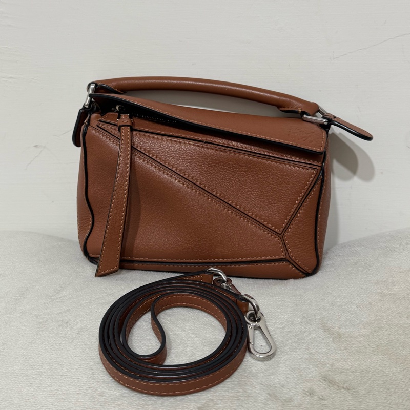 Loewe mini puzzle經典棕色-0