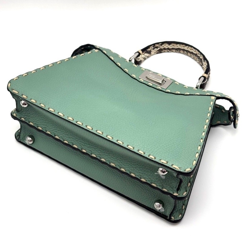 FENDI 蛇皮手柄Peekaboo手提斜背包27*20.5*9.5 95新 配件盒子 塵袋-4