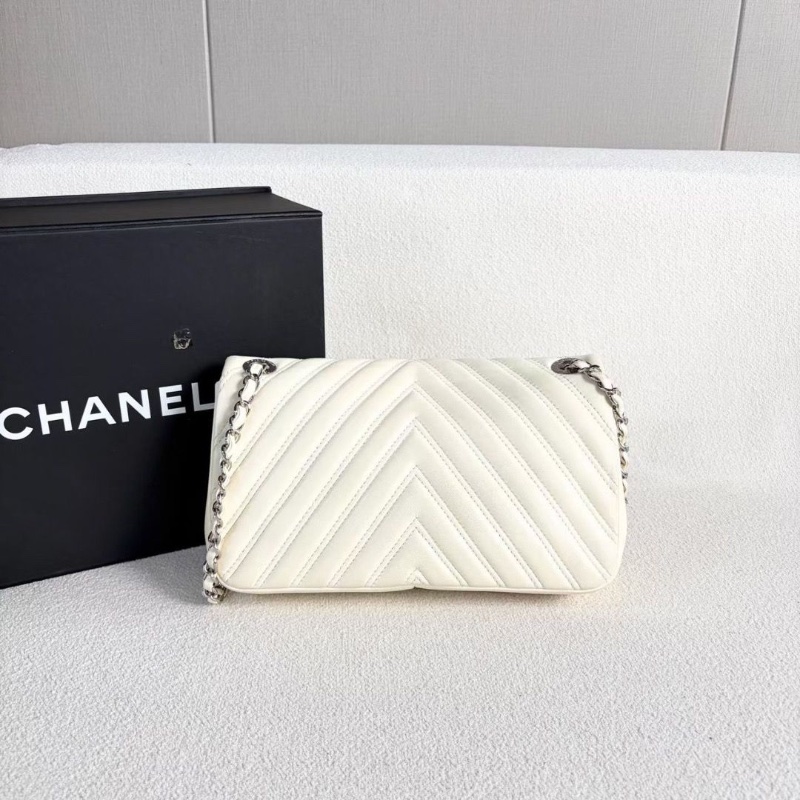 Chanel V紋CF鏈條包 米白色 銀扣 26*16*6  9新 配件盒子 塵袋 購證-5