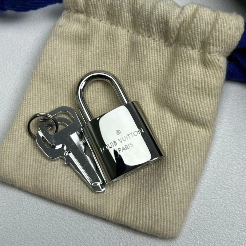 LV經典黑色棋盤格動物園限定 Damier Graphite Stamp 系列kp50行李袋旅行包 50 x 29 x 23 9新 配件鎖鑰匙 塵袋 盒子-8