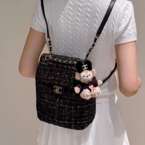 Chanel 毛呢拼皮 薩爾茨堡 後背包21*10*25cm  95新 配件塵袋