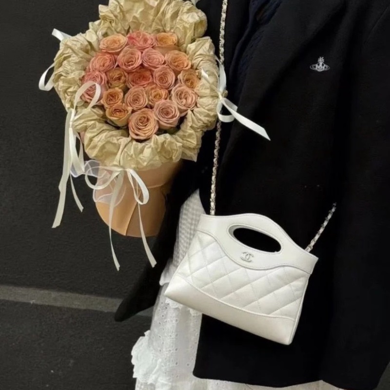 Chanel 31bag nano 油蠟皮 白金 芯片款20*17.5cm 95新 配件塵袋-0