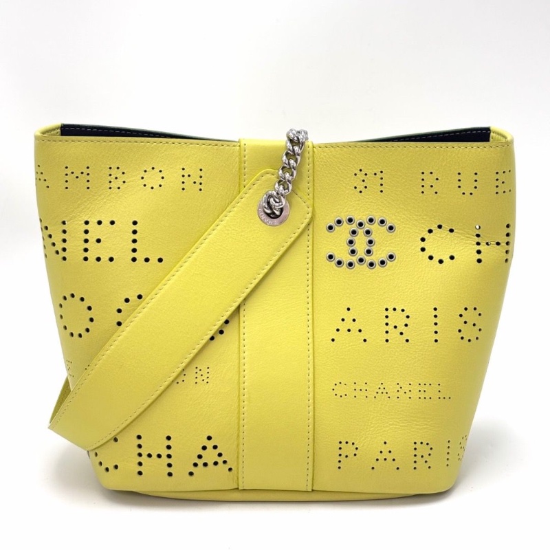 CHANEL小雞黃銀扣鏤空 手提水桶包 19*20*12 9新 配件塵袋-3