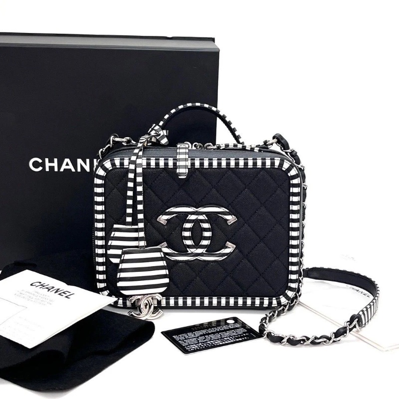 CHANEL 黑白斑馬紋荔枝牛 手提肩背相機包21*16*8 9新 配件盒子卡冊購證保卡毛氈布鎖鑰匙-2