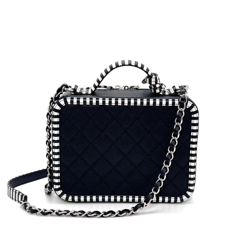 CHANEL 黑白斑馬紋荔枝牛 手提肩背相機包21*16*8 9新 配件盒子卡冊購證保卡毛氈布鎖鑰匙-3