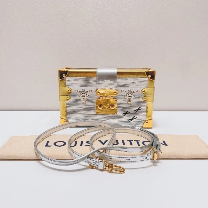 LV petite malle 金銀拼色水波紋秀款硬盒子包 20x5.5x12.5  9新 塵袋-0