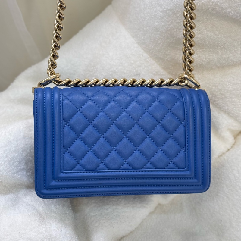 (包況新)Chanel boy20 藍金 牛皮 專櫃二十幾萬-1