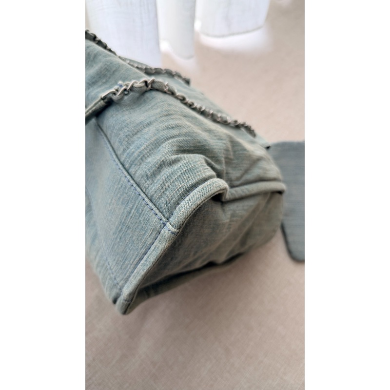 CHANEL 「現貨」牛仔銀釦子母手提肩背沙灘包 33*29*13 9新 配件塵袋-10