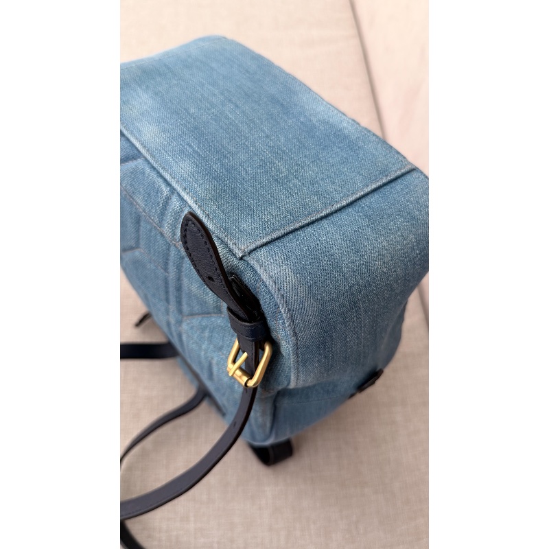 Gucci 「現貨」牛仔珍珠後背包 95新  配件塵袋  23.5*25*11-13