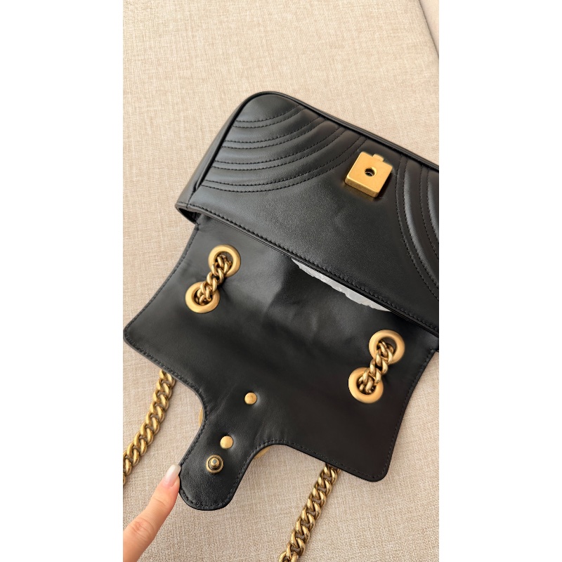 Gucci 「現貨」黑金Marmont 22鏈條包 22*13*5 95新 配件塵袋-6