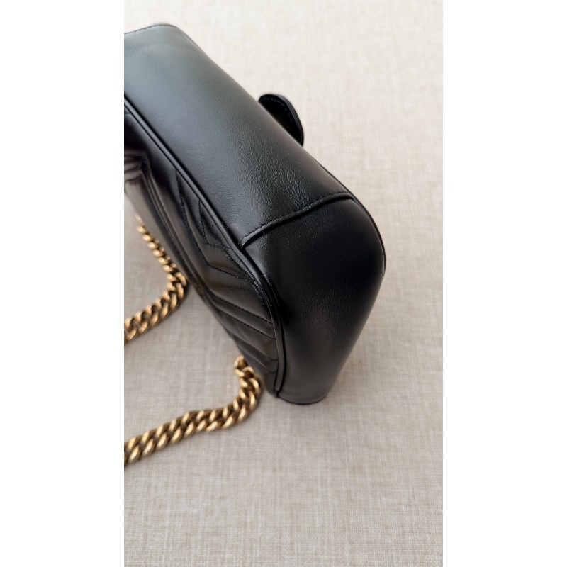 Gucci 「現貨」黑金Marmont 22鏈條包 22*13*5 95新 配件塵袋-10