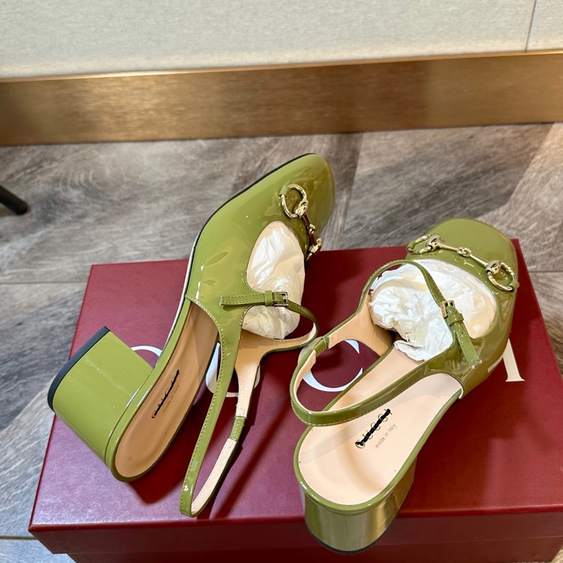 全新 Gucci 古馳 新款金色馬銜扣漆皮瑪麗珍包頭涼鞋 跟高5cm 上腳舒適百搭38碼-4