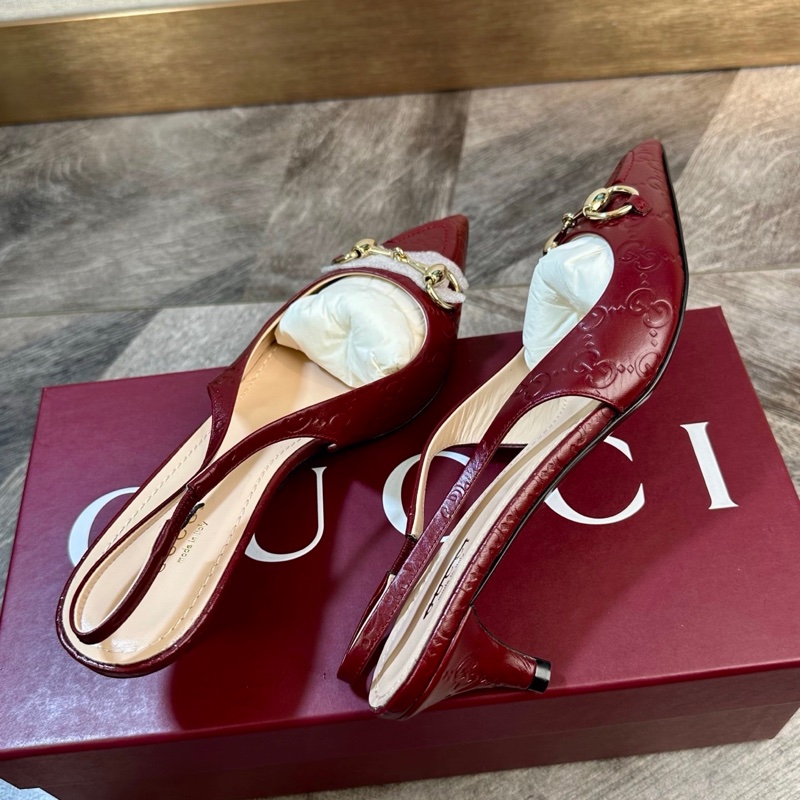 全新 Gucci 古馳 全皮logo壓花1955 尖頭小跟鞋 包頭涼鞋 跟高4.5cm 摩登復古 女38碼-3