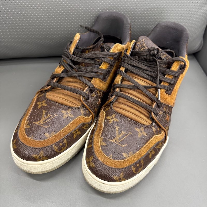 LV路易威登/41碼男鞋Louis Vuitton  1A5UR6-5