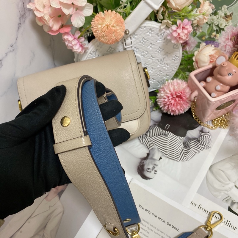 LV M58554 雙肩帶郵差包 奶茶 芯片款🏅-30