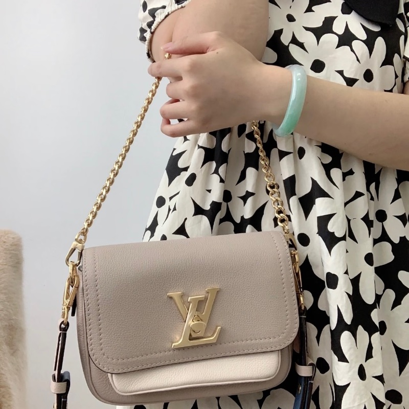 LV M58554 雙肩帶郵差包 奶茶 芯片款🏅-38