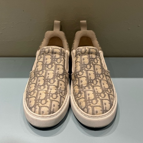 【dior】最新款灰色織物低幫時尚板鞋 36碼